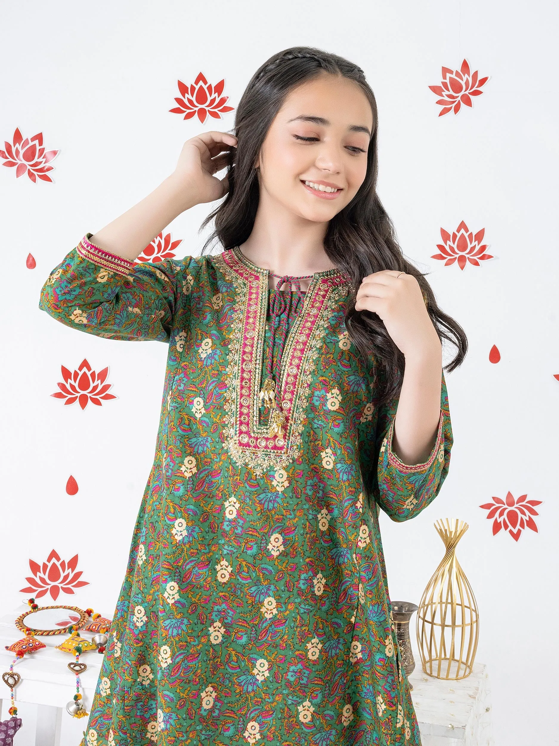 2 Piece Lawn Suit-Embroidered