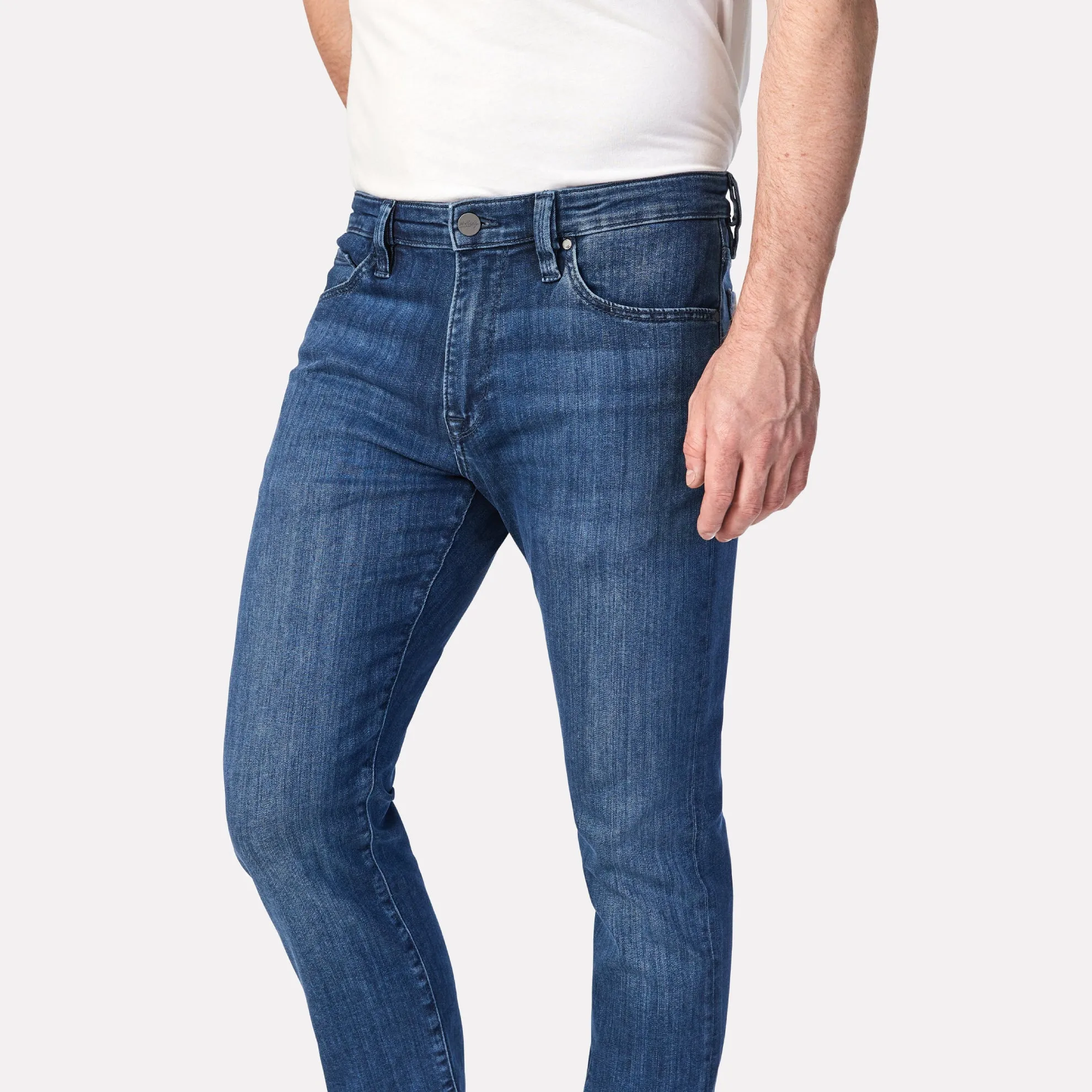 Cool Slim Fit Tapered Leg Jean / Mid Urban